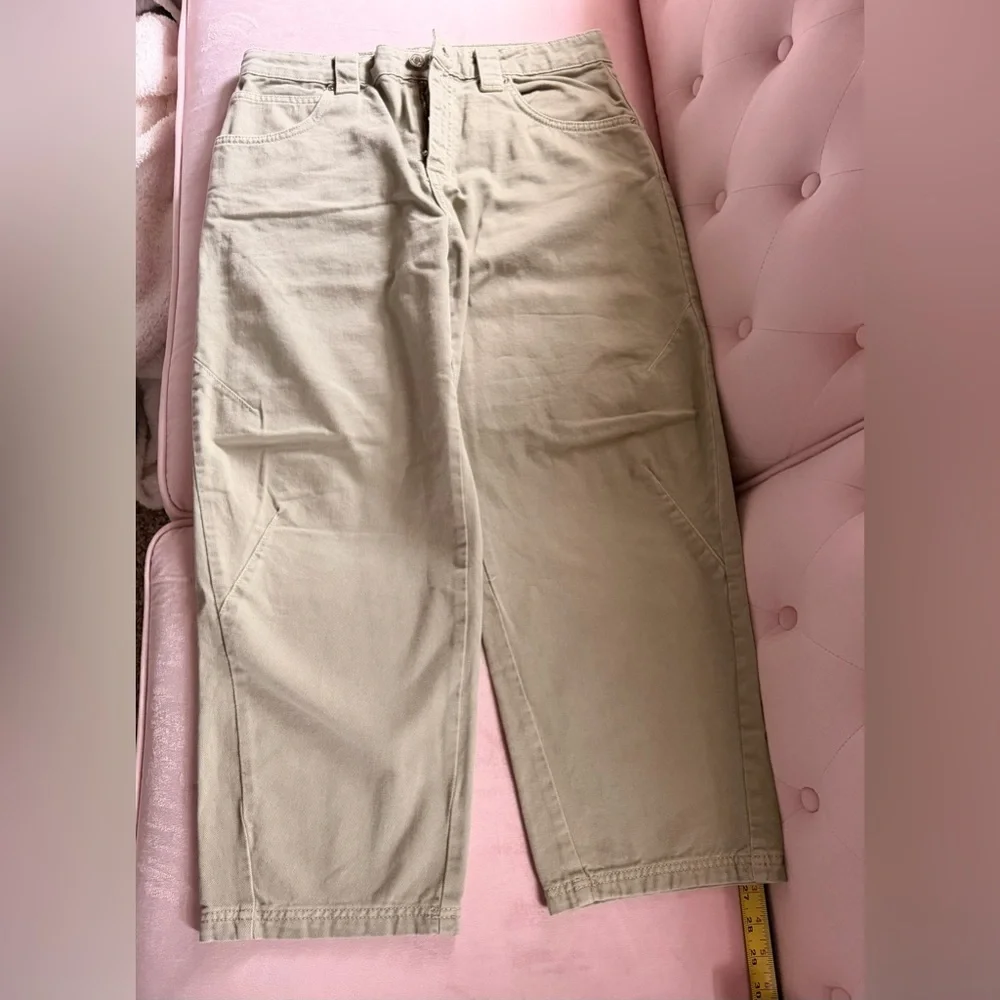Zara light green barrel jeans baggy fit
T1 - Picture 8 of 9